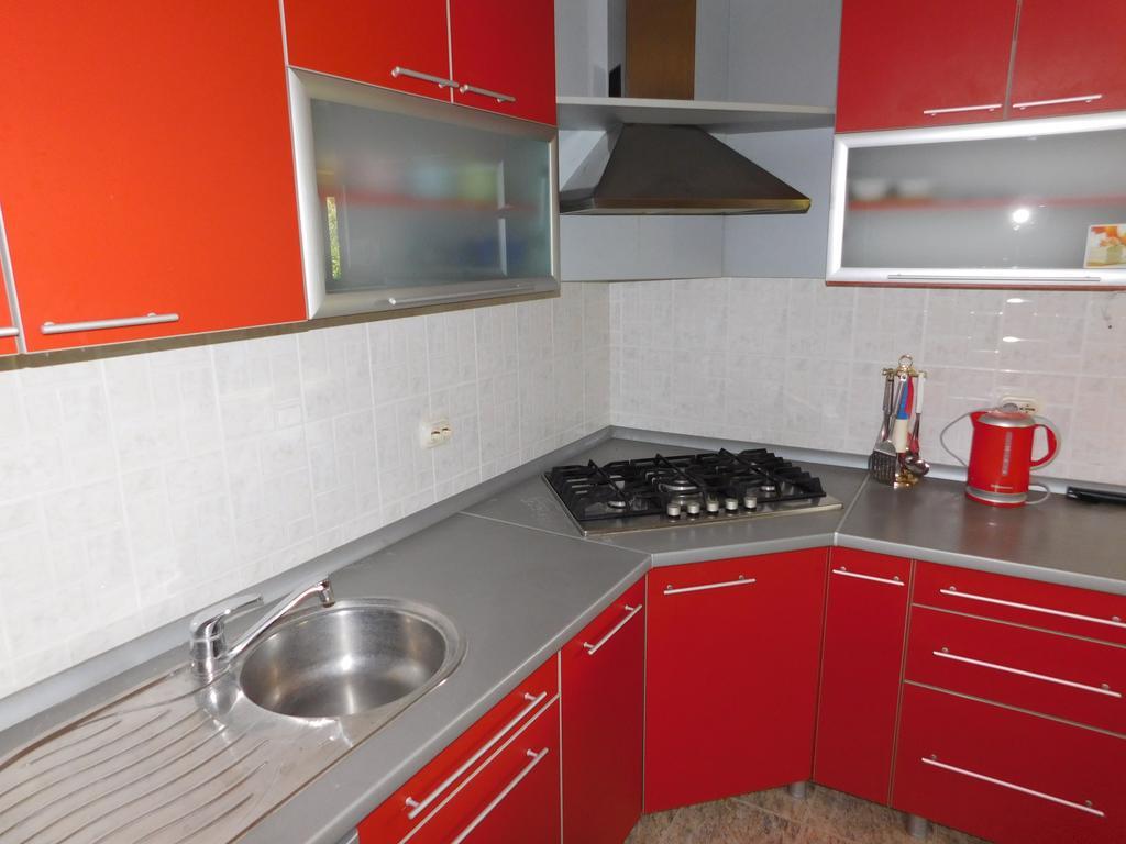 Apartments Leo Janjina Екстер'єр фото